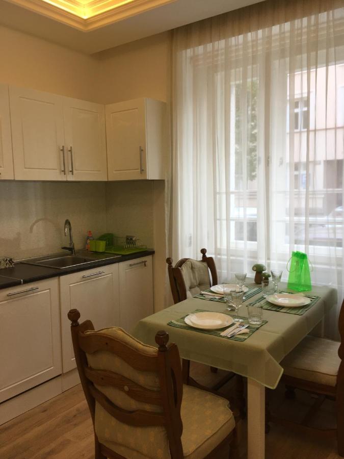 Apartment Top Diplomat Prague Exterior photo